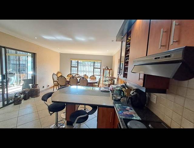 4 BEDROOM CLUSTER FOR SALE IN VANDERBIJLPARK
